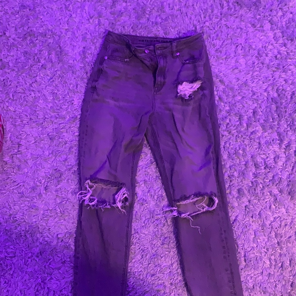 American eagle mom jeans